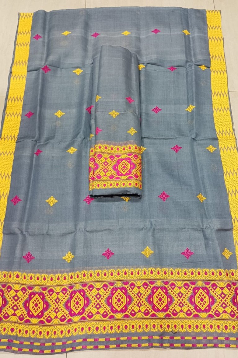 Handloom Self Bordered Nooni Cotton Mekhela Sador With Blouse Material/ 0137000P001