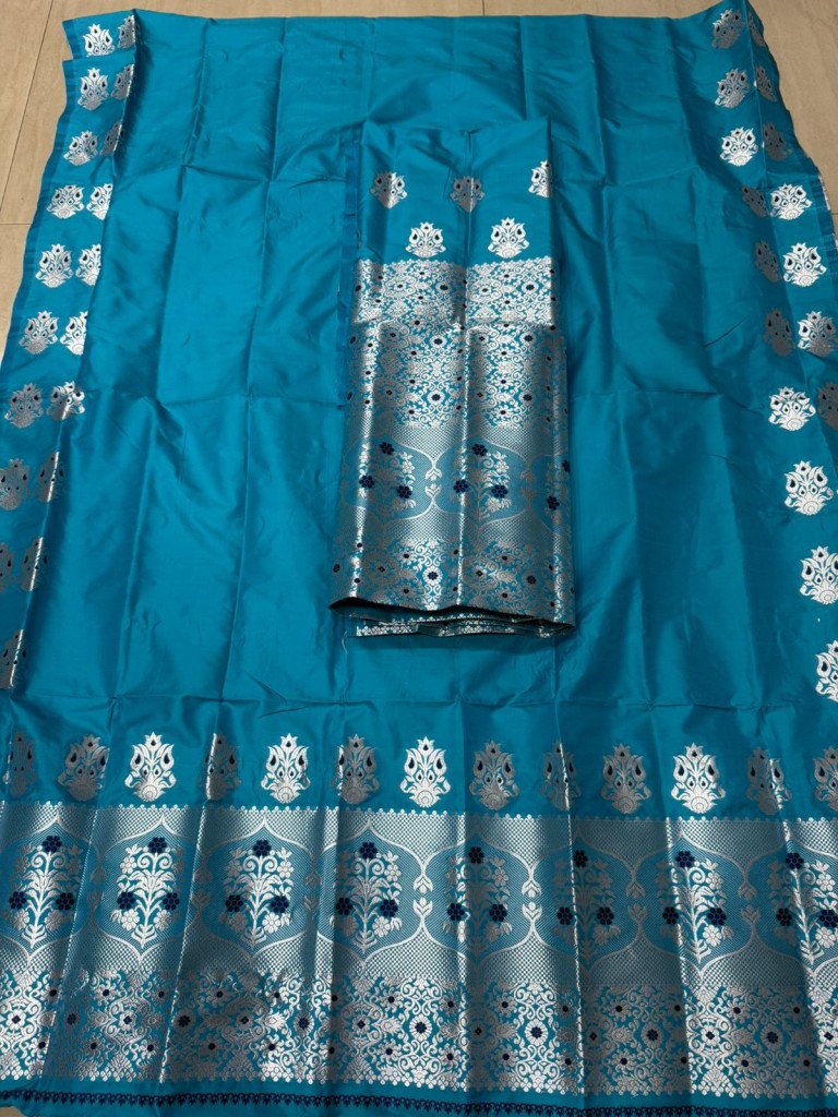 MIXED SILK MEKHELA SADOR WITH BLOUSE MATERIAL/ 0221000Q001