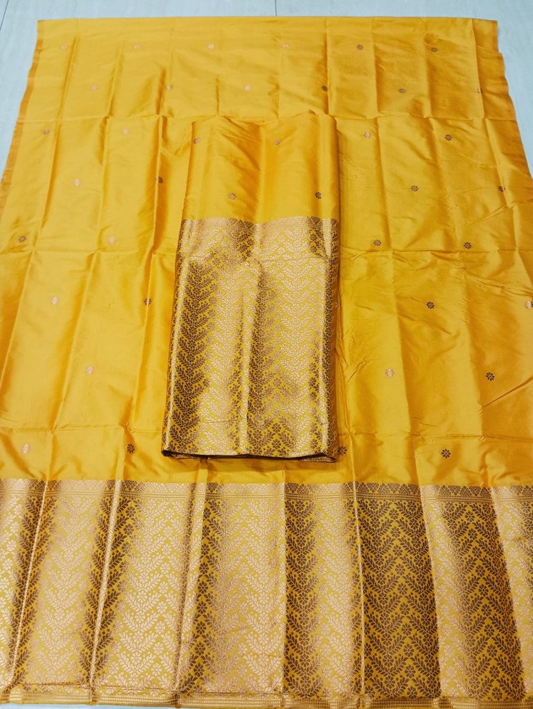 MIXED SILK MEKHELA SADOR WITH HEAVY BLOUSE MATERIAL/ মিক্সড চিল্ক মেখেলা চাদৰ ব্লাউজৰ কাপোৰৰ সৈতে/ 0221000S001