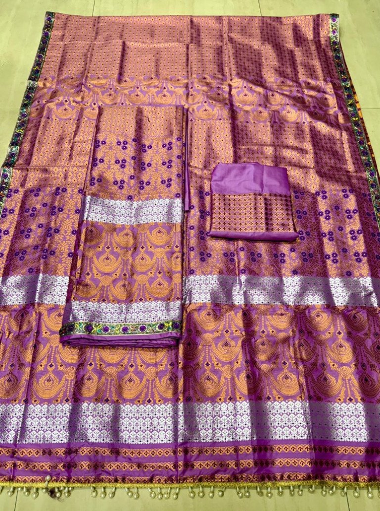 MIXED SILK STONE WORKED MEKHELA SADOR WITH BLOUSE MATERIAL/ মিক্সড চিল্ক ষ্টোন ৱৰ্কড মেখেলা চাদৰ ব্লাউজৰ কাপোৰৰ সৈতে/ 03730003001