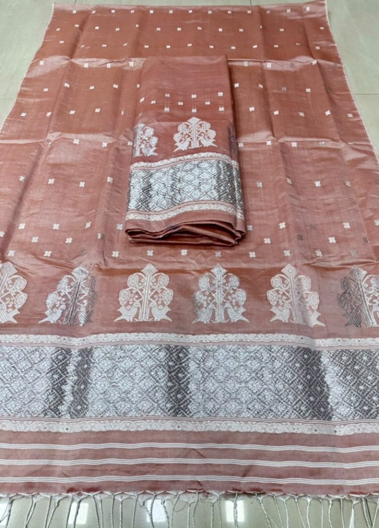 Handloom Silk - Toss Mekhela Sador With Blouse Material/ হাতে বোৱা ৰেচম - টচ মেখেলা চাদৰ ব্লাউজৰ কাপোৰৰ সৈতে / 0259000E001