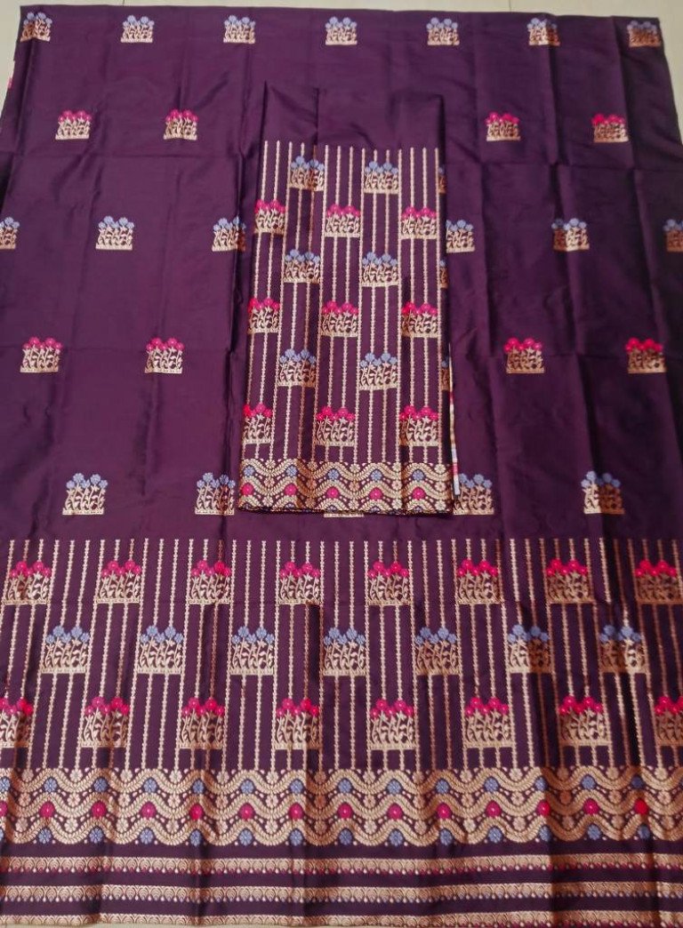 MIXED SILK MEKHELA SADOR WITH BLOUSE MATERIAL/ মিক্সড চিল্ক মেখেলা চাদৰ ব্লাউজৰ কাপোৰৰ সৈতে/ 02210014001