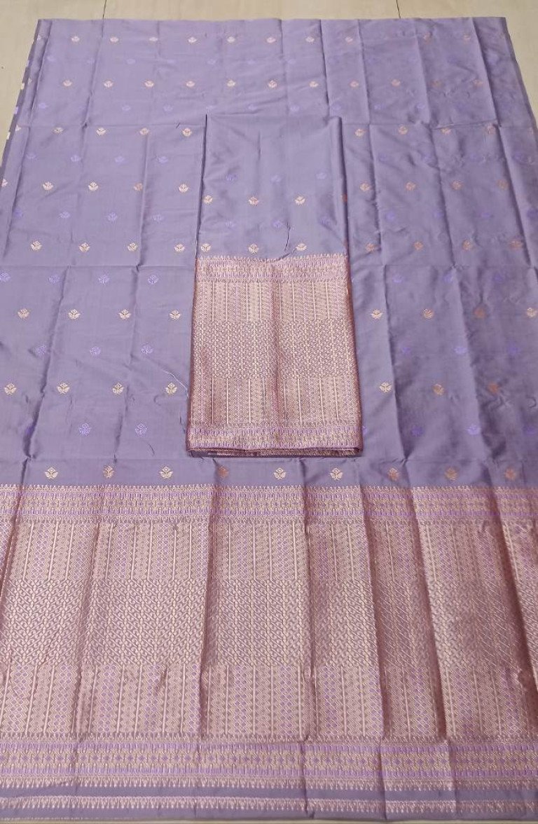 MIXED SILK MEKHELA SADOR WITH BLOUSE MATERIAL/ মিক্সড চিল্ক মেখেলা চাদৰ ব্লাউজৰ কাপোৰৰ সৈতে/ 02210015001